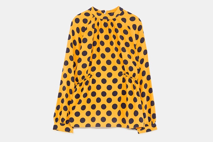 camisa-amarilla-lunares-zara