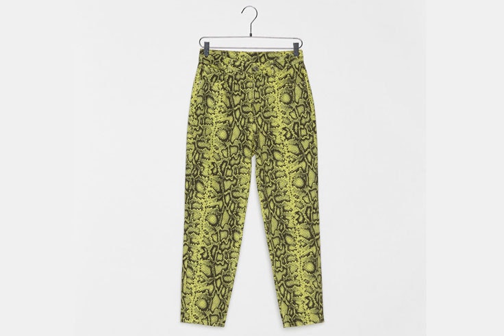 pantalon-amarillo-fluorescente-estampado-serpiente-bershka