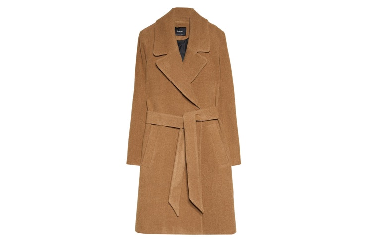 abrigo-camel-cinturon-stradivarius