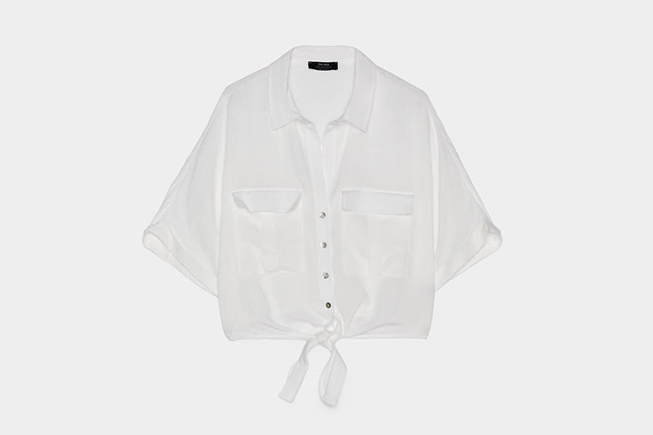 blusa-blanca-detalle-nudo-bershka
