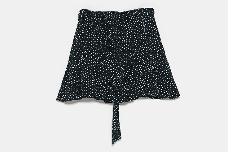 Falda negra de lunares de Zara