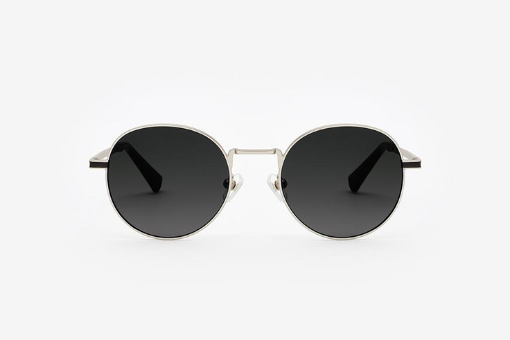 gafas de sol redondas negro plata hawkers accesorios de otoño