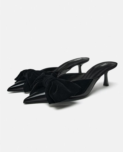 Zapato tacón destalonado con lazo de Zara